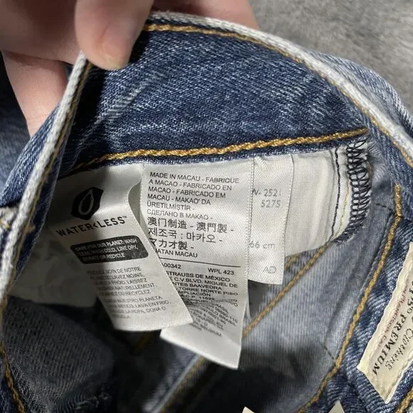 Levi's High Loose Flare Jeans Womens 26 X 32 Blue Wash High Rise Distressed - Picture 9 of 14